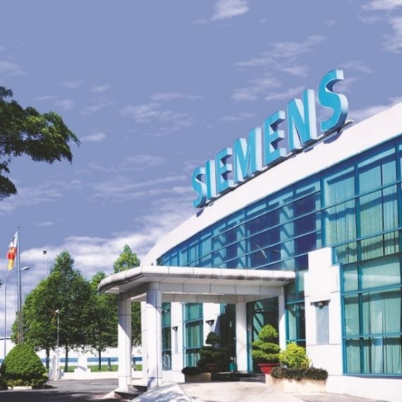 Vệ sinh nhà máy Siemens Bình Dương