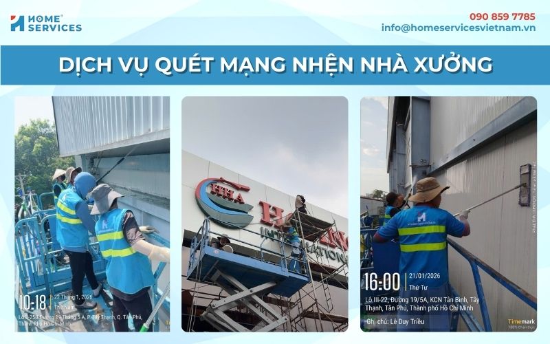 Nhân viên đang quét mạng nhện nhà xưởng Hoàng Hà
