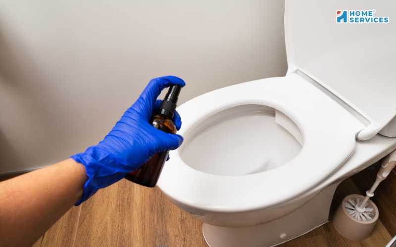 Mẹo khử mùi nhà vệ sinh bằng xịt khử mùi