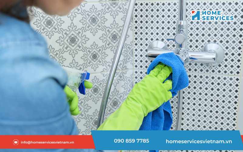 Cách vệ sinh vòi sen nhà tắm